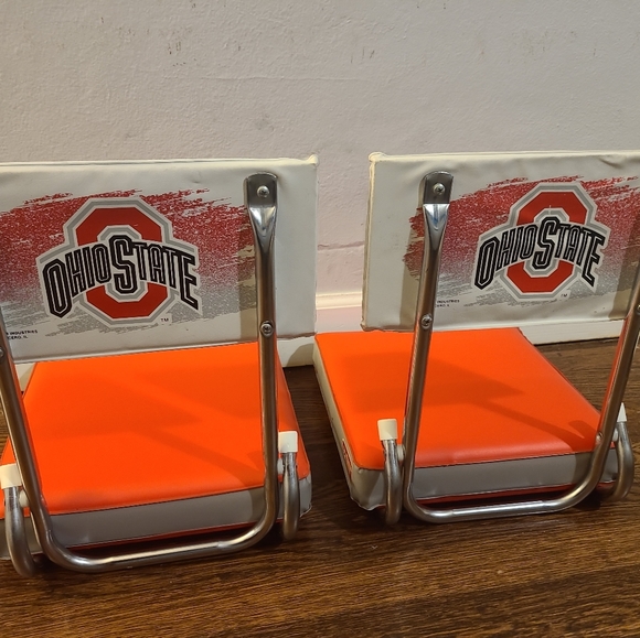 VINTAGE OHIO STATE BUCKEYES OSU FOLDING CUSHIONED STADIUM SEATS KR INDUSTRIES - Picture 2 of 9